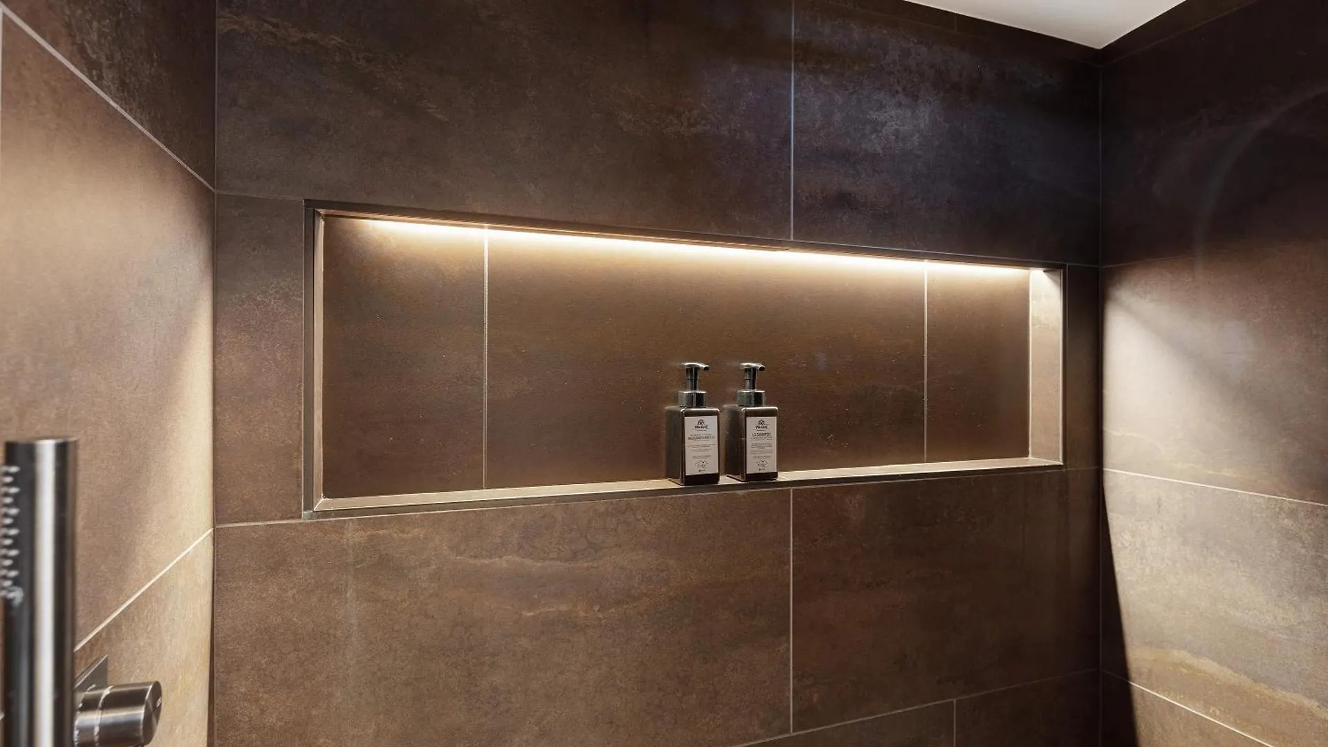 Chalet River Villa Genf Spa - Relax Livigno 0*,